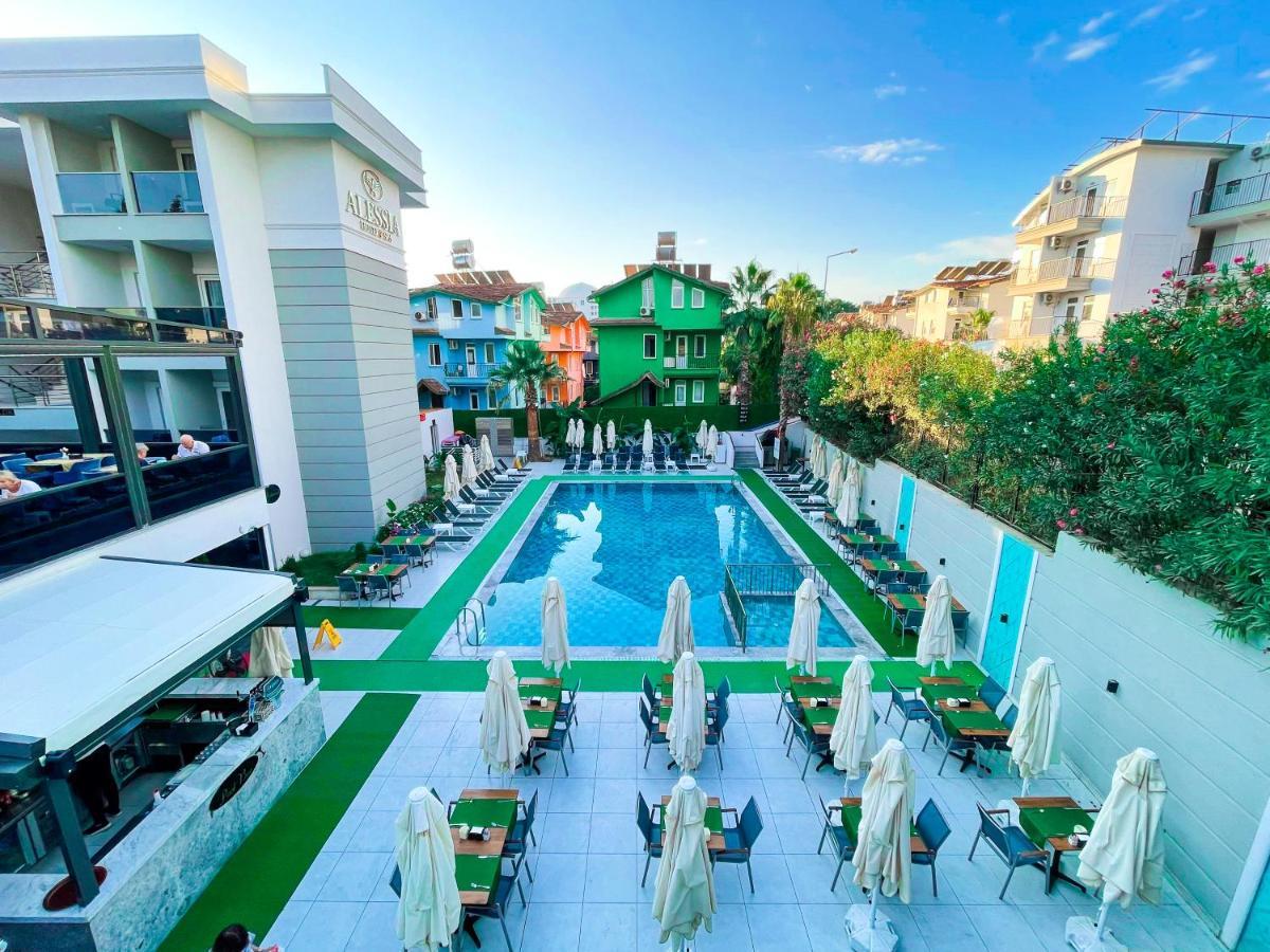 Alessia Hotel Hotel & Spa Side Exterior photo