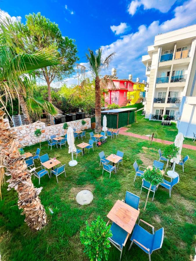 Alessia Hotel Hotel & Spa Side Exterior photo